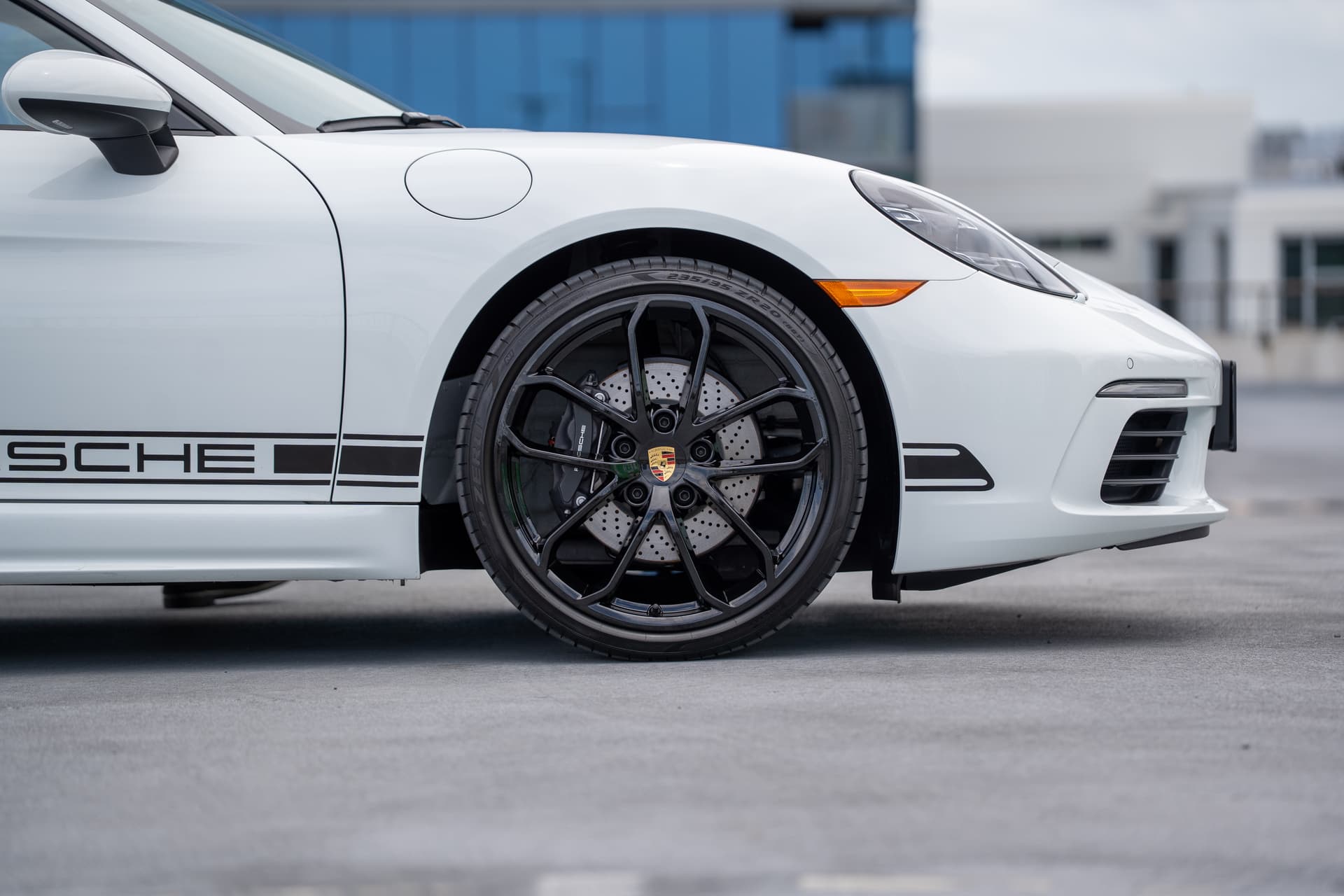 Car Image 10