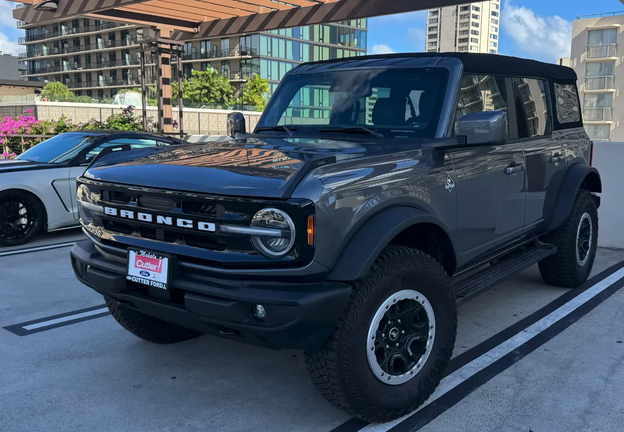 2024 Ford Bronco Outer Banks